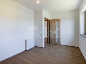 Prodej rodinného domu, Benešov, 107 m2