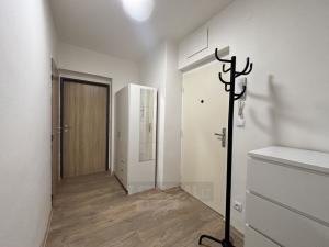 Pronájem bytu 2+kk, České Budějovice - České Budějovice 6, Brožíkova, 58 m2
