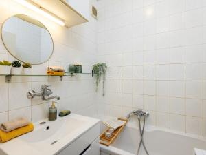 Prodej bytu 3+1, Praha - Záběhlice, Púchovská, 62 m2