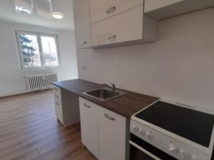 Prodej bytu 3+1, Nová Role, Školní, 60 m2