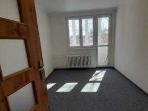 Prodej bytu 3+1, Nová Role, Školní, 60 m2