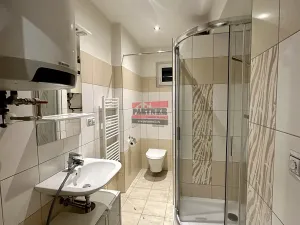 Pronájem bytu 2+kk, Tábor, Husovo nám., 60 m2