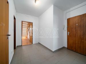 Prodej bytu 3+1, Praha - Bubeneč, Na výšinách, 77 m2