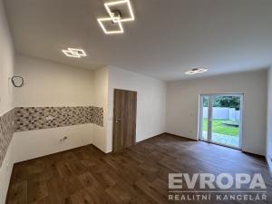 Prodej rodinného domu, Močovice, 70 m2