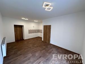 Prodej rodinného domu, Močovice, 70 m2