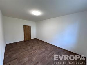 Prodej rodinného domu, Močovice, 70 m2