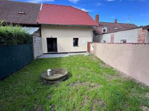 Prodej rodinného domu, Močovice, 70 m2