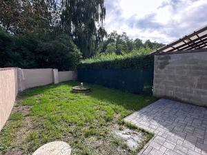 Prodej rodinného domu, Močovice, 70 m2
