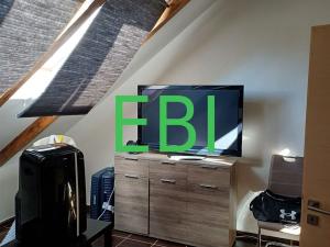Pronájem bytu 2+kk, Praha, U průhonu, 56 m2