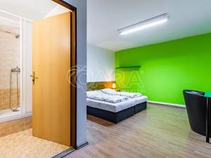 Prodej ubytování, Jirny, Hlavní, 518 m2