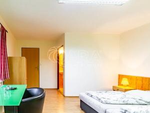 Prodej ubytování, Jirny, Hlavní, 518 m2