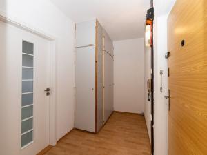 Prodej bytu 2+1, Klášterec nad Ohří, Okružní, 63 m2