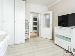 Prodej bytu 3+kk, Praha, Slévačská, 59 m2