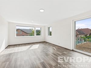 Prodej rodinného domu, Líbeznice, 320 m2