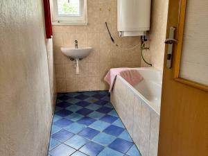 Pronájem rodinného domu, Římov, Krumlovská, 90 m2