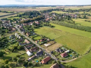 Prodej pozemku pro bydlení, Zalužany, 1423 m2