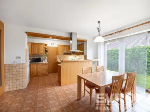 Prodej ubytování, Solnice, Nad Farou, 303 m2