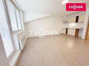 Pronájem bytu 1+kk, Zlín - Malenovice, Švermova, 28 m2