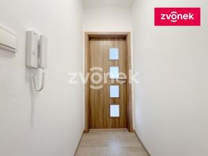 Pronájem bytu 1+kk, Zlín - Malenovice, Švermova, 28 m2