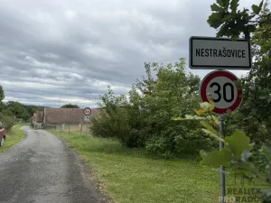 Prodej zahrady, Nestrašovice, 810 m2