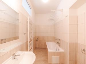 Pronájem bytu 3+kk, Plzeň - Jižní Předměstí, V Šipce, 57 m2