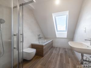 Prodej bytu 4+kk, Ostopovice, B. Němcové, 170 m2