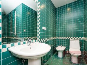 Pronájem bytu 3+1, Praha - Nové Město, Odborů, 102 m2