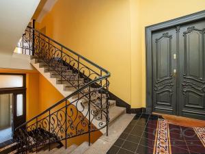 Pronájem bytu 3+1, Praha - Nové Město, Odborů, 102 m2