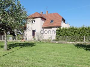 Prodej rodinného domu, Praha, Na hranicích, 215 m2