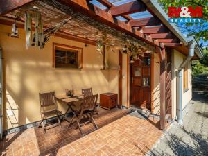 Prodej rodinného domu, Velké Chvojno - Malé Chvojno, 240 m2