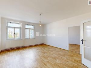 Pronájem bytu 2+1, Opava - Město, Dolní náměstí, 75 m2