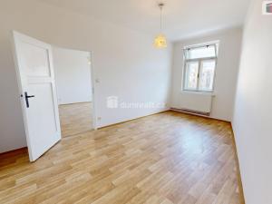 Pronájem bytu 2+1, Opava - Město, Dolní náměstí, 75 m2