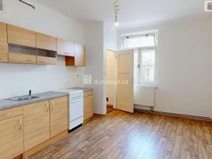 Pronájem bytu 2+1, Opava - Město, Dolní náměstí, 75 m2