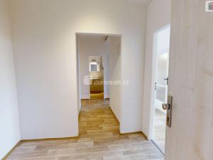 Pronájem bytu 2+1, Opava - Město, Dolní náměstí, 75 m2