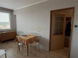 Pronájem bytu 3+kk, Praha - Vokovice, Vokovická, 43 m2