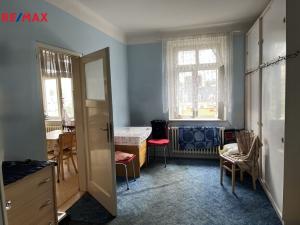 Prodej bytu 3+1, Karlovy Vary, Vrázova, 80 m2