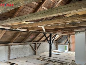 Prodej rodinného domu, Toužim - Třebouň, 240 m2