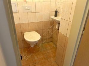 Dražba bytu 2+1, Karlovy Vary, Wolkerova, 57 m2