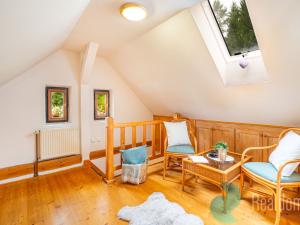 Prodej rodinného domu, Větřní, 180 m2