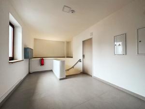Pronájem obchodního prostoru, Praha - Žižkov, Jeronýmova, 18 m2