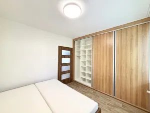 Pronájem bytu 3+1, Liberec - Liberec XIV-Ruprechtice, Třešňová, 67 m2