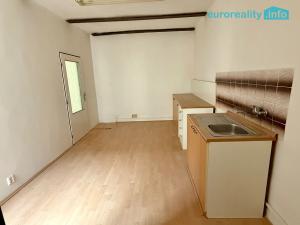 Prodej bytu 3+1, Mariánské Lázně, Anglická, 73 m2