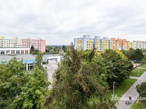 Pronájem bytu 3+1, Praha - Horní Měcholupy, Livornská, 72 m2