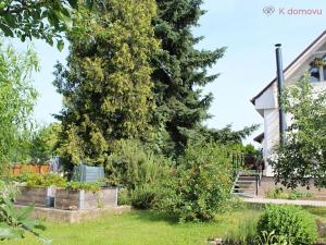 Prodej rodinného domu, Káraný, K Přívozu, 224 m2