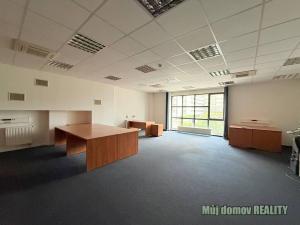 Pronájem kanceláře, Praha - Vysočany, Lisabonská, 30 m2