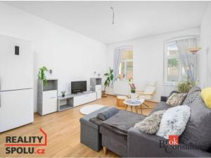 Pronájem bytu 2+kk, Jablonec nad Nisou, Anenské náměstí, 55 m2