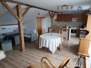 Prodej rodinného domu, Teplá, Husova, 360 m2