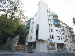 Pronájem bytu 2+kk, Praha - Vyšehrad, Neklanova, 66 m2