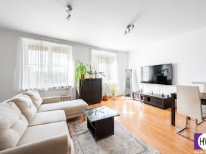 Prodej bytu 2+kk, Praha, Pasteurova, 54 m2