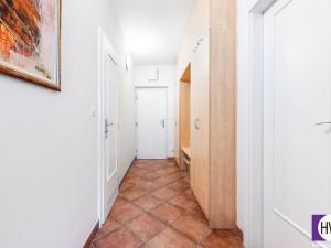 Prodej bytu 2+kk, Praha, Pasteurova, 54 m2